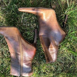 Steve Madden leather bootie